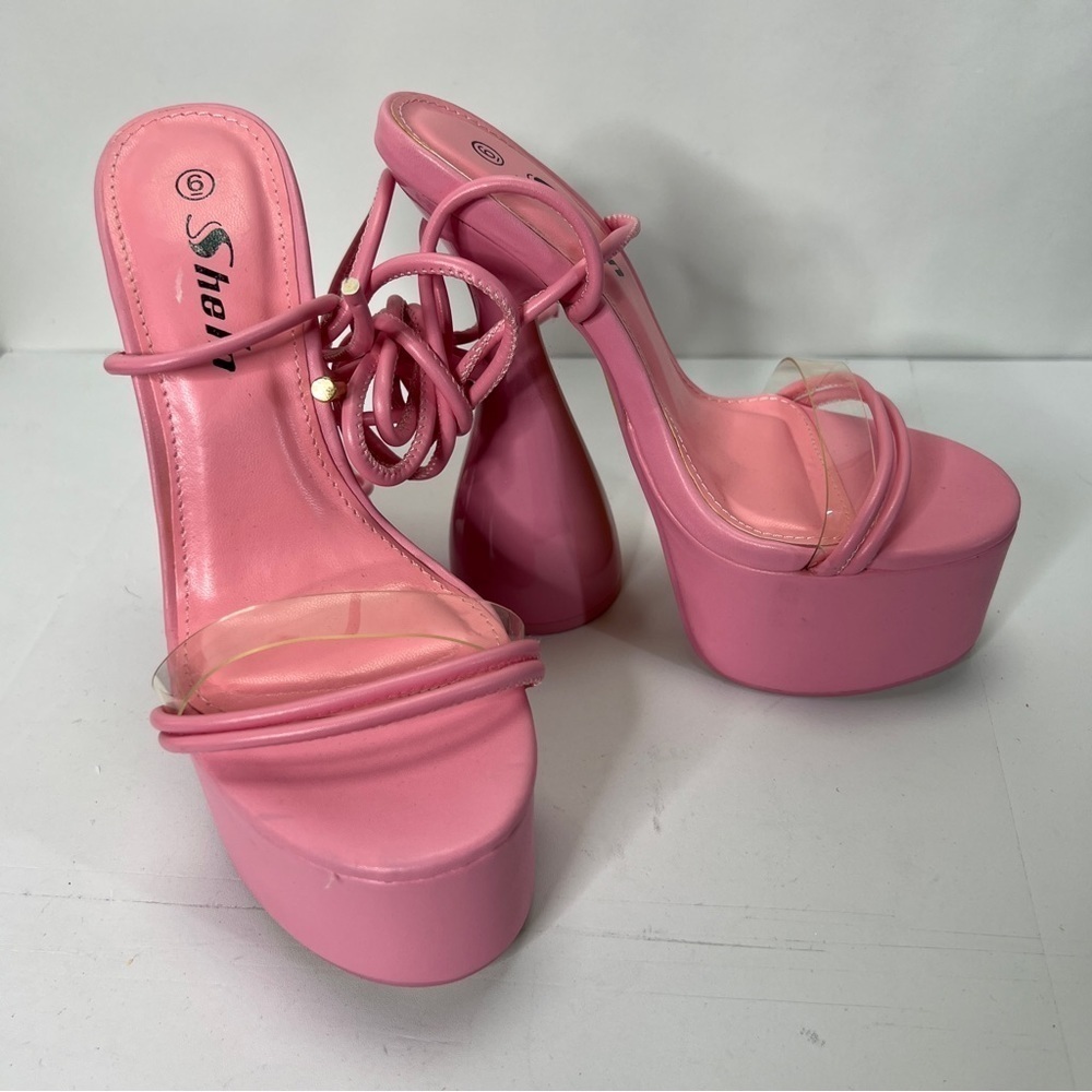 BARBIE Platform Heels Size 6 - Picture 4 of 6